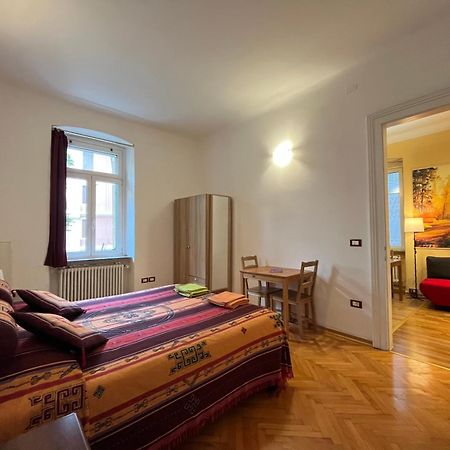 Casa Vacanze Desiderio Trieste Exteriör bild