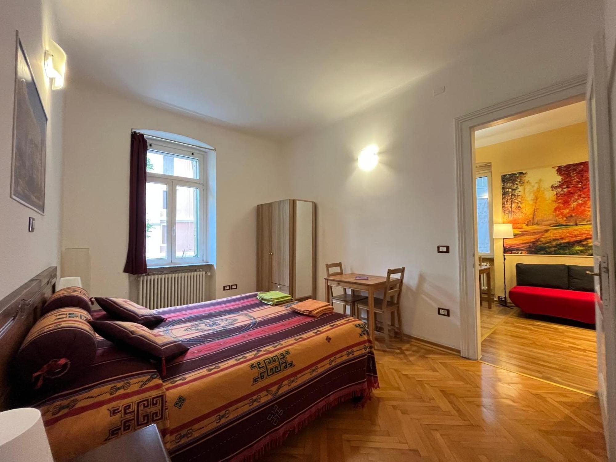 Casa Vacanze Desiderio Trieste Exteriör bild